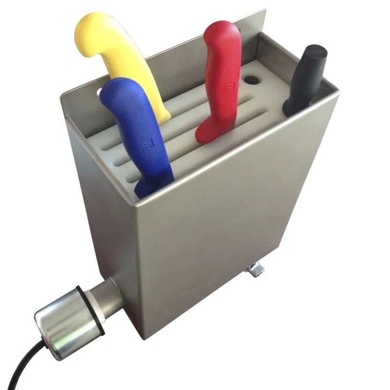 Stérilisateur à couteaux